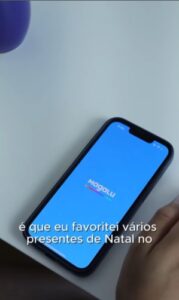 Moça do Avião Viraliza_Reprodução: Jennifer Castro/Magalu